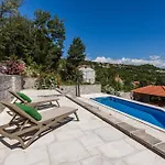 Apartamento Ana With Private Pool