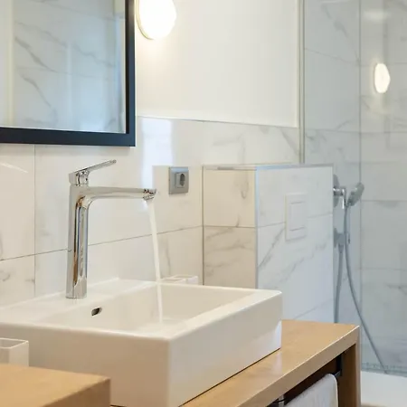 Appartement Ana With Private Pool Otok (Split-Dalmatia)