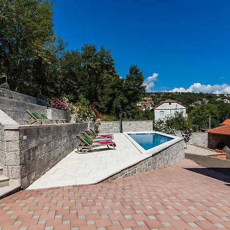 Ana With Private Pool *
