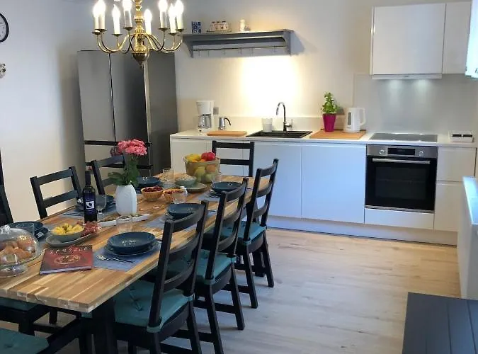 Apartament Ana With Private Pool Otok (Split-Dalmatia)