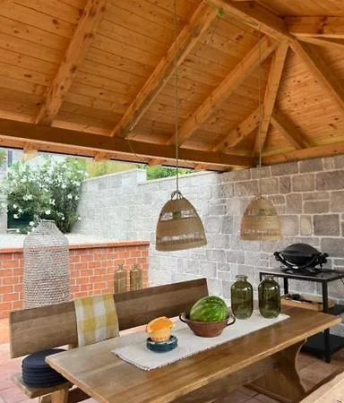 Ana With Private Pool Apartamento *